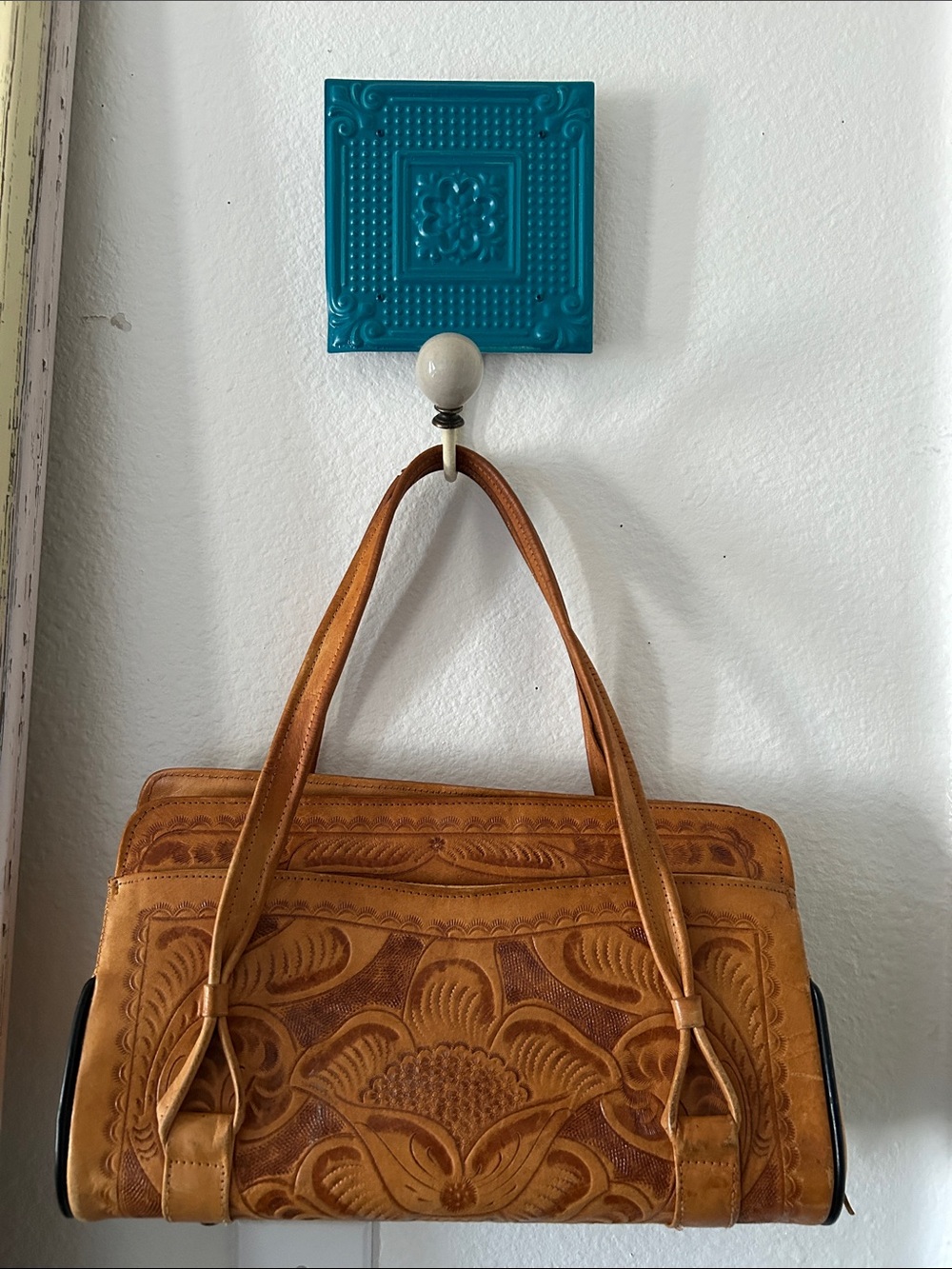 Leather Tooled Satchel Handbag in Tan